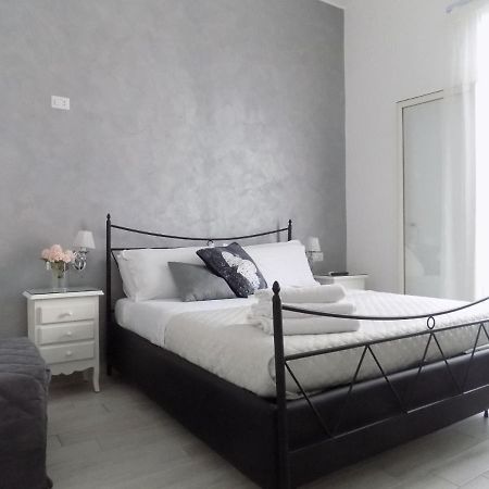 1 Amore Romantica Casa Centrale, Silenziosa Ristrutturata Napoli Ngoại thất bức ảnh